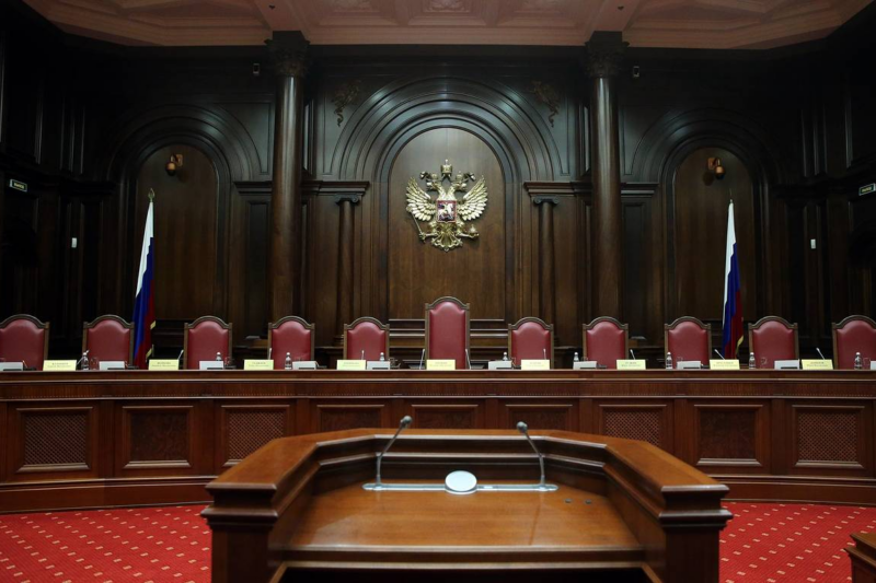 «Демократический конгресс народов России» выступает против упразднения конституционных судов в республиках