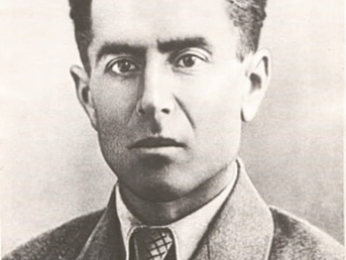 Судьба поэта – зеркало народа