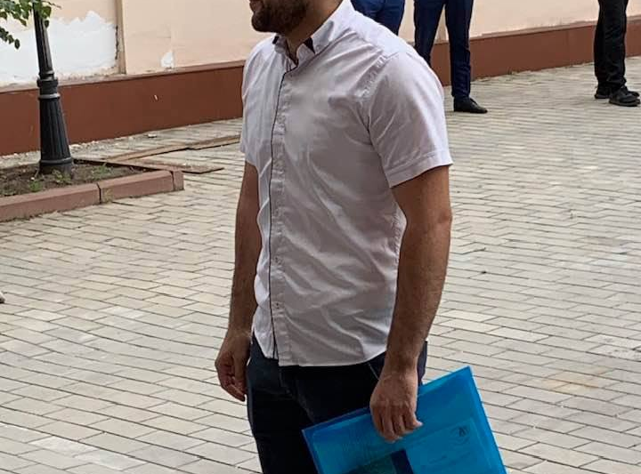 Суд продлил домашний арест